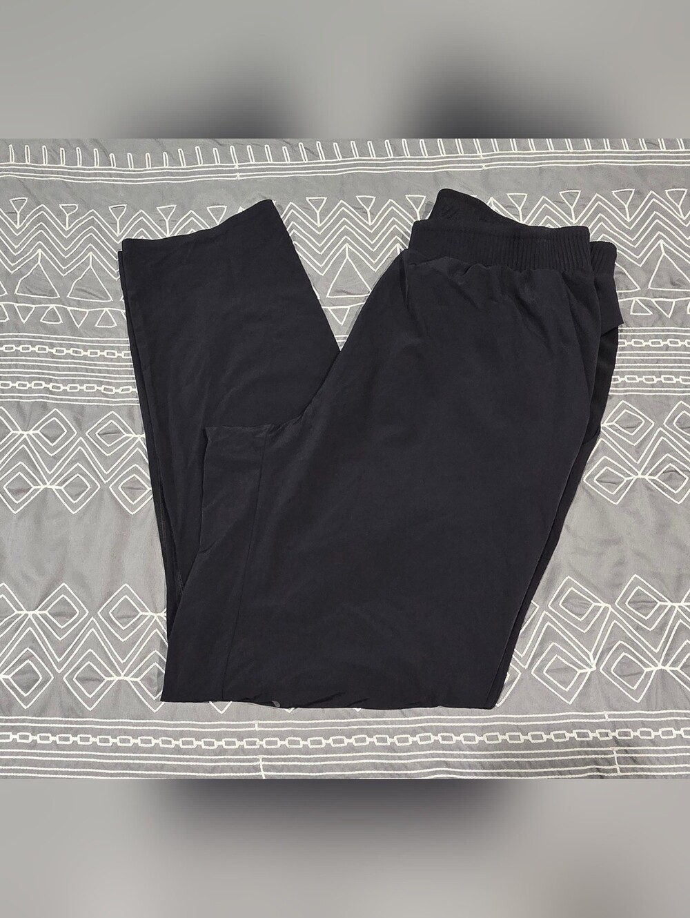 On Clouds Men's Run On Cloud Movement Pants Size Large